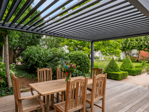 Pinela: Aluminium Louvered Roof